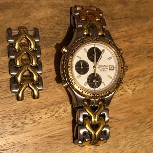 Seiko Chronograph SQ100 Model 7T32-6020